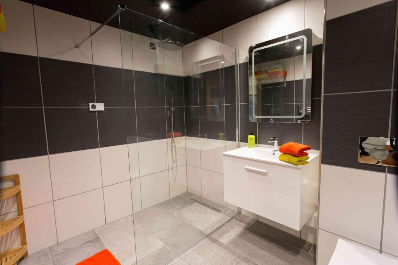 Claron Apartment *